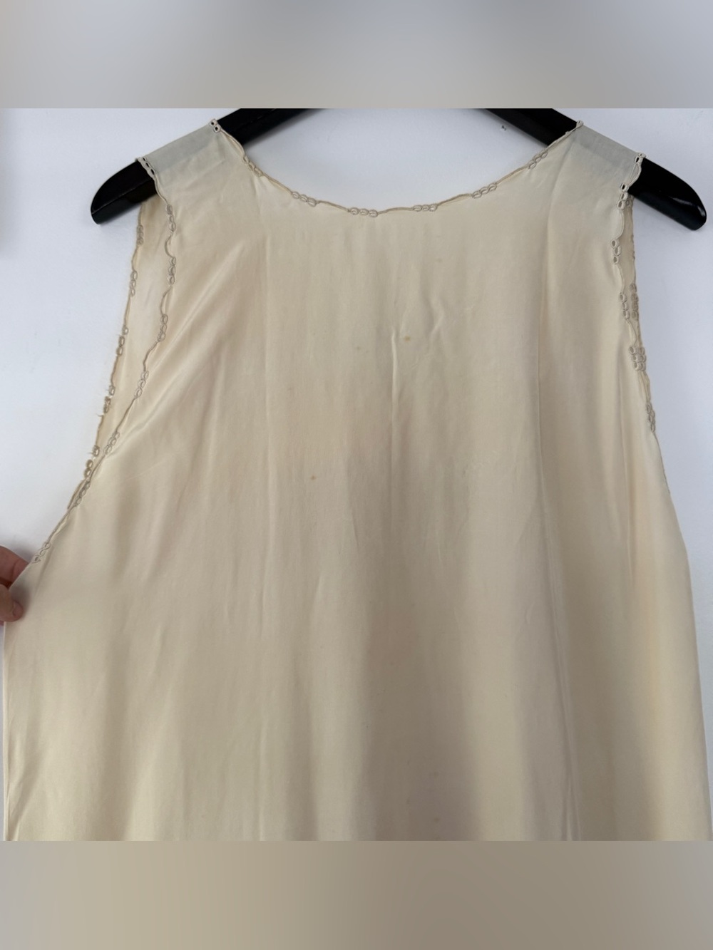 Vintage 1930s 100% Silk Bias Cut Embroidered Gown Nightgown AS-IS - Picture 9 of 16